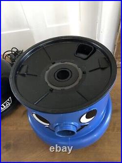 Henry Wash Carpet Cleaner HVW370 Blue Vacuum- Great condition AY53