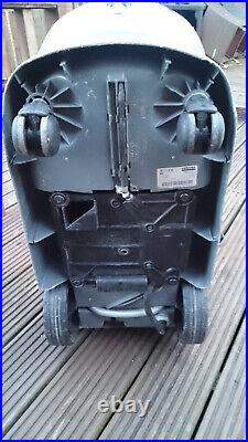 Kärcher Puzzi 10/1 240v Carpet Cleaner / valeting Machine inc bucket & lid Only