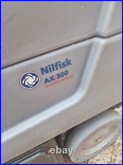 Nilfisk AX300 Carpet Cleaner